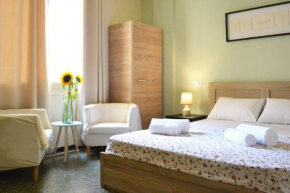 Sunflower Cozy Apts